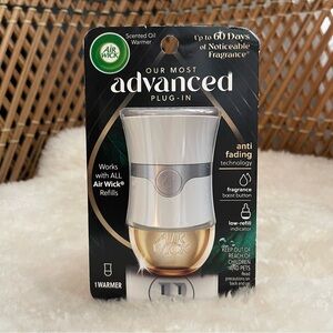 NWT Air Wick Advanced Plug-In Scented Oil Warmer